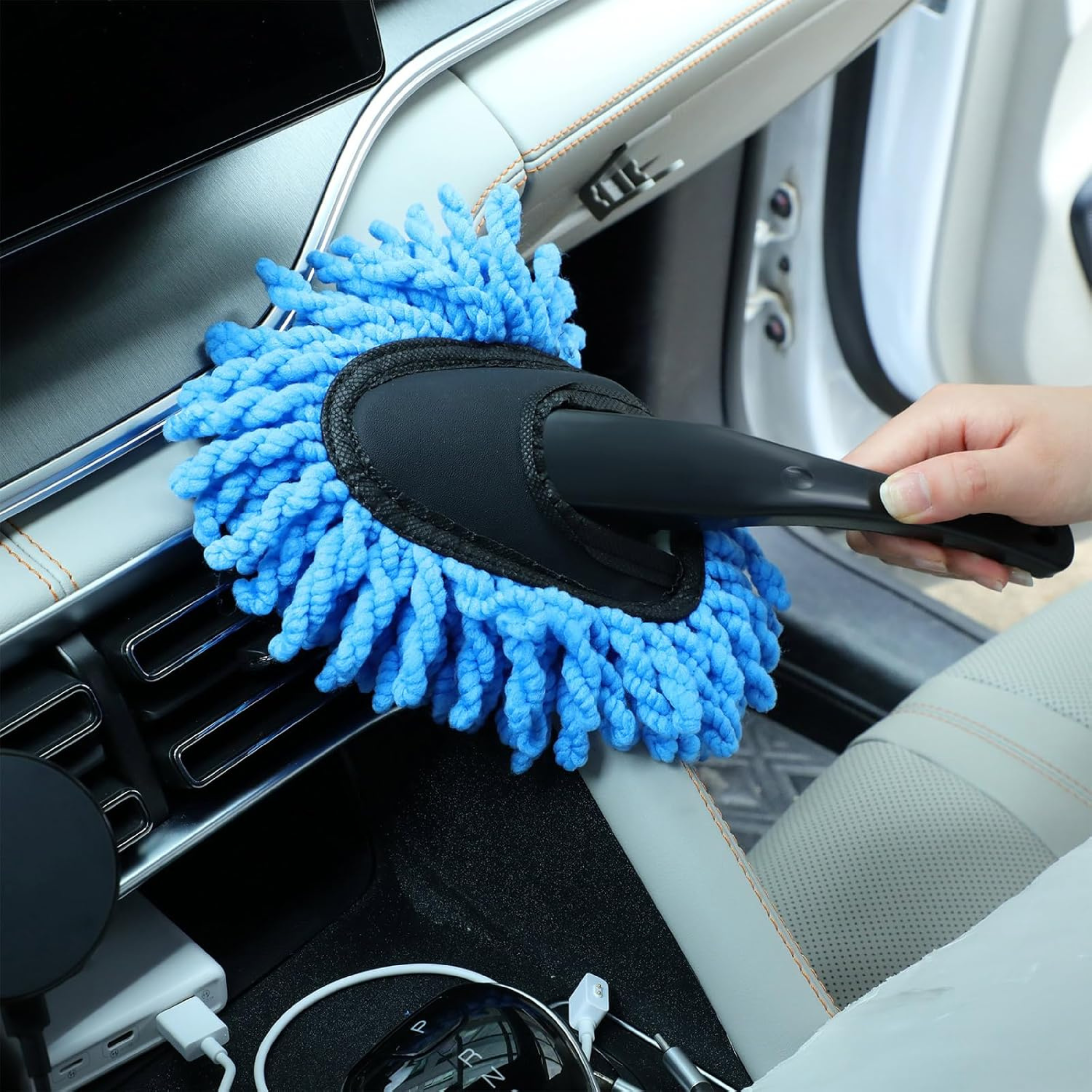 SUPERSTUD 6-in-1 Car Cleaning Kit